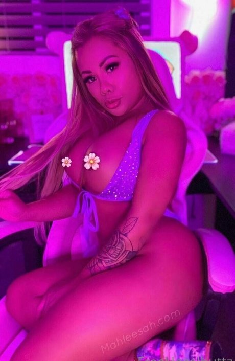 freehazelbuttz onlyfans nude