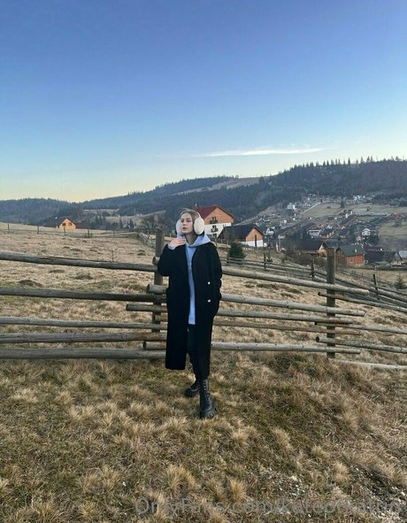 kateorkatrin onlyfans picture