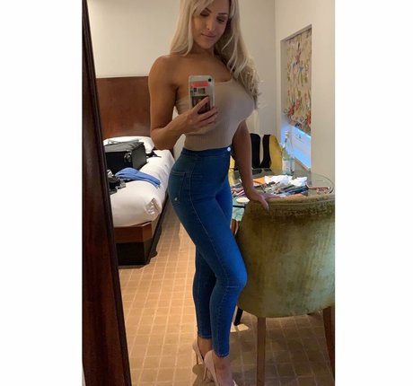 Emma Louise Jones onlyfans pics leaked