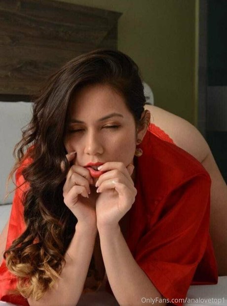 anailove onlyfans nude photos