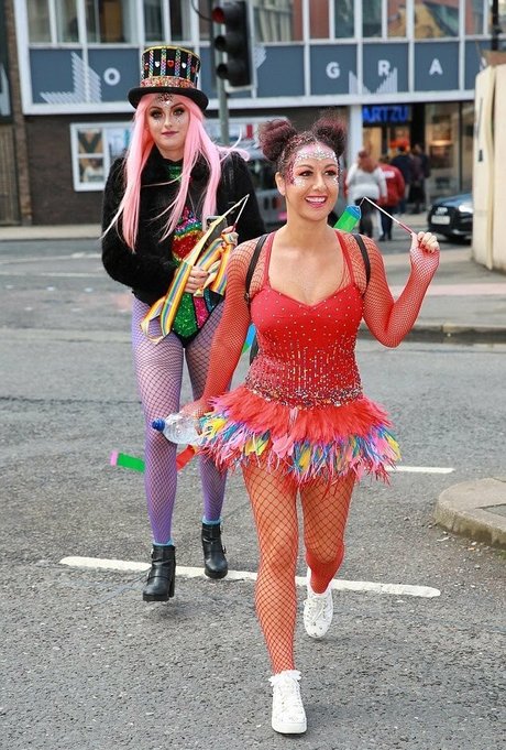 Katie McGlynn onlyfans pics