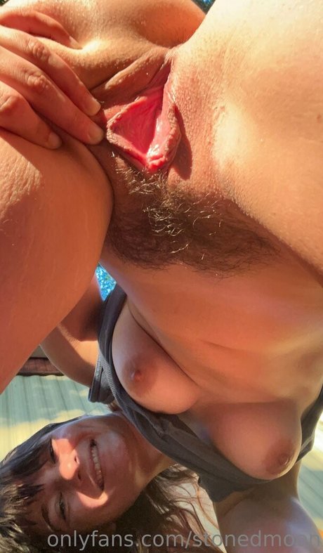 stonedmoon leak only fans