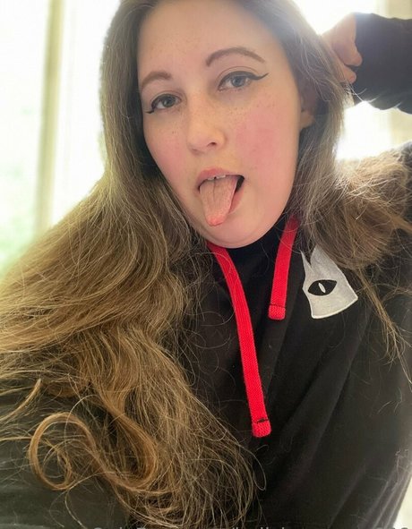 hellsingqueen666 onlyfans leaks