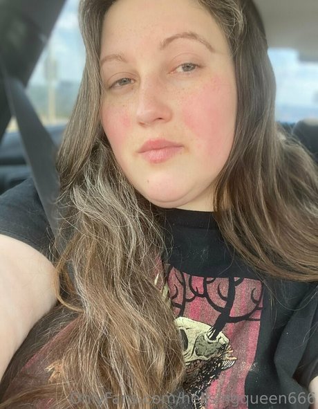 hellsingqueen666 onlyfans tits