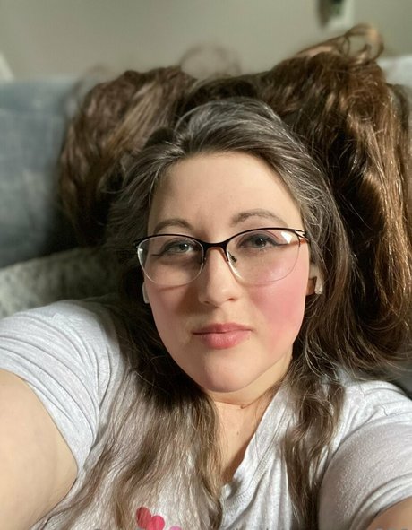 hellsingqueen666 nude leak onlyfans