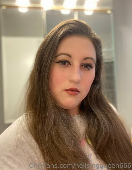 hellsingqueen666 only fans leaks