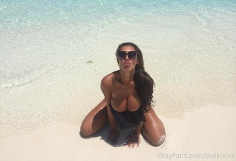 AvaKoxxx only fans free