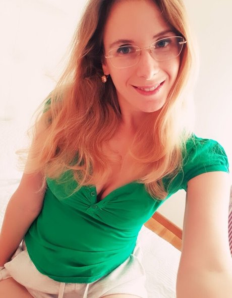 ellyedelweiss onlyfans leaks