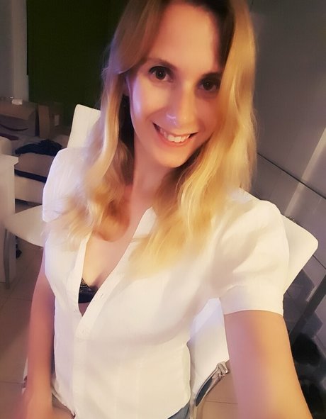 ellyedelweiss onlyfans free