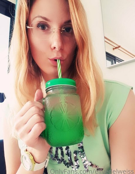 ellyedelweiss leaked onlyfans nudes