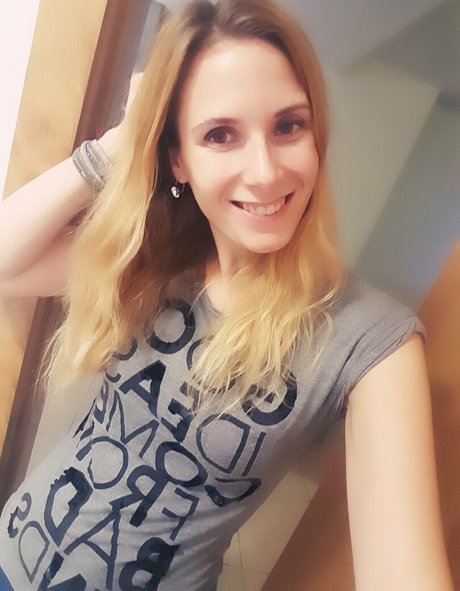 ellyedelweiss porn only fans