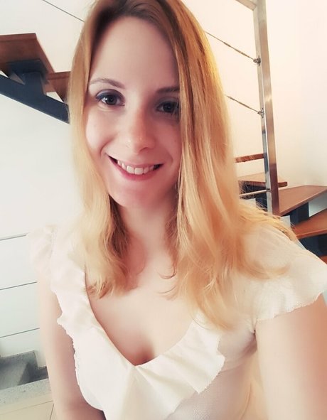 ellyedelweiss only fans leaked porn