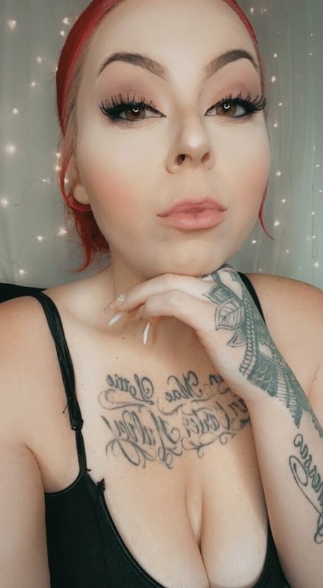 redxsiren xxx onlyfans