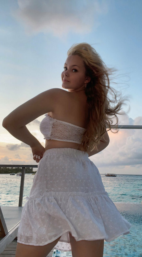 Dianaholiday naked onlyfans leak