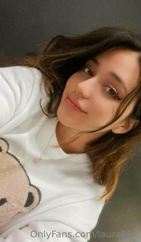 laura99x onlyfans