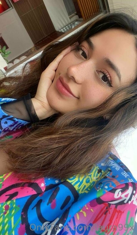 laura99x onlyfans leaked sex