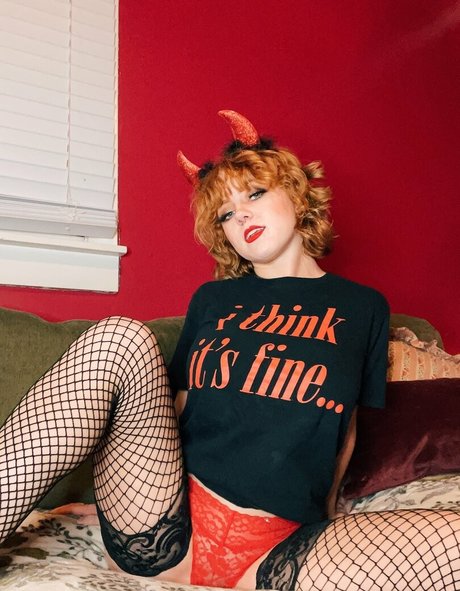 junestrawberriesfree onlyfans leaked porn