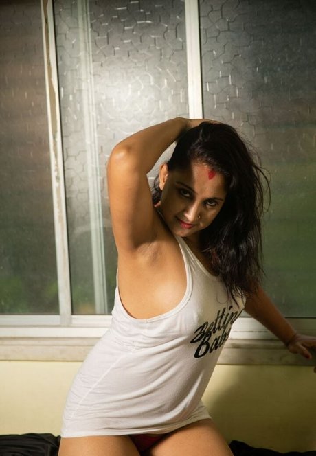 Mili Debnath Nude only fans leak