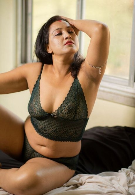 Mili Debnath Nude only fans naked