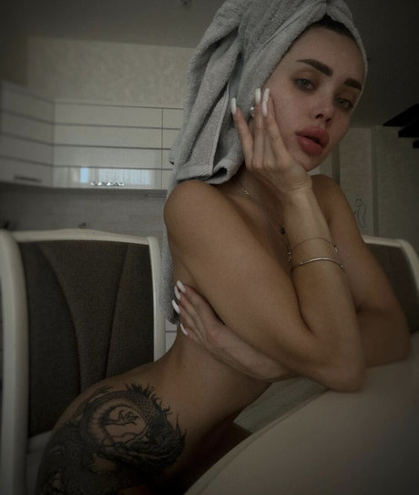 anastazzilisa21 only fans nude leaks