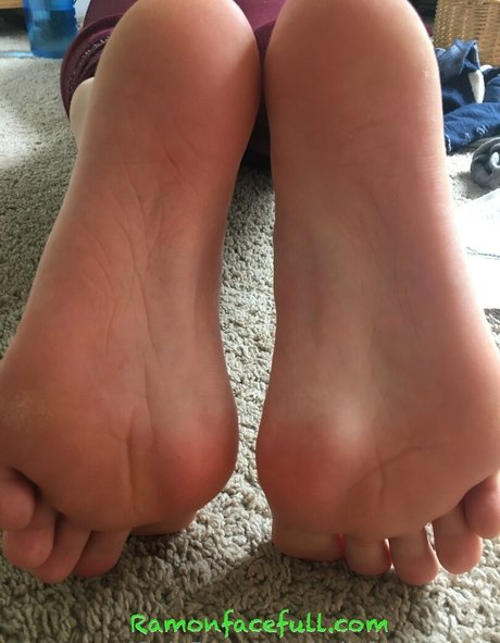 bellsfeetandass pics onlyfans