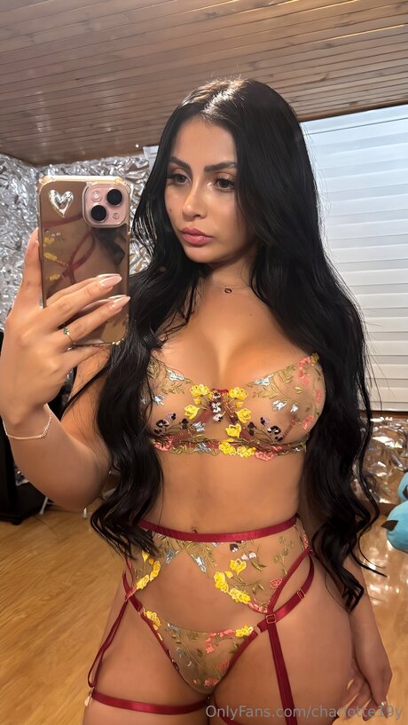 charlotte19y leaked onlyfans