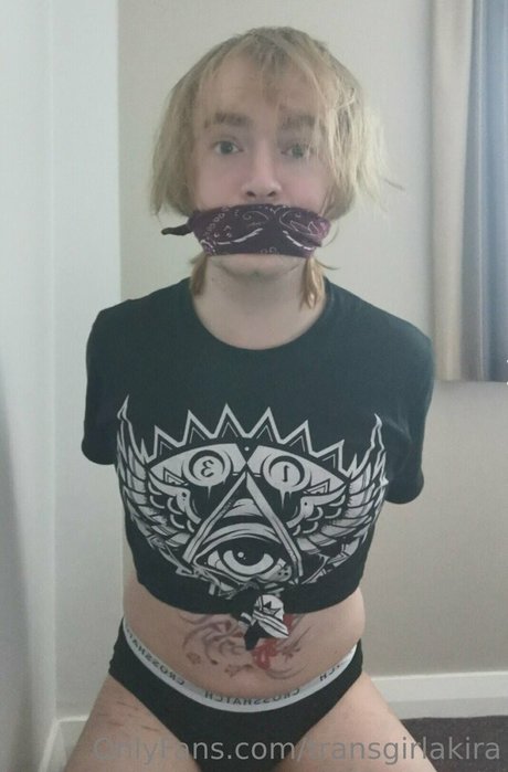 transgirlakira onlyfans leaked naked