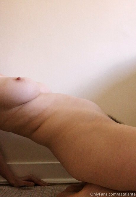 aatalante onlyfans nude photos