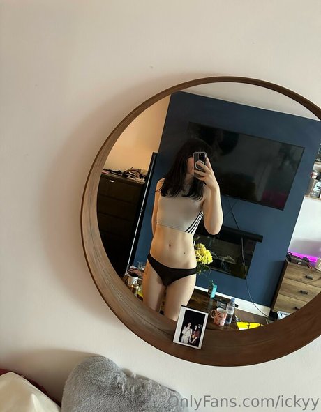 ickyypeach onlyfans de