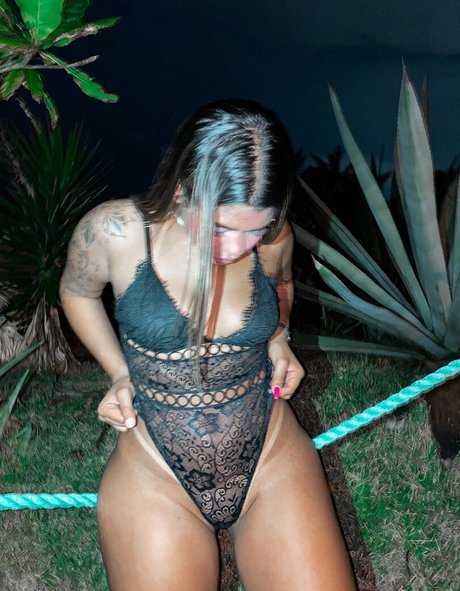 Kamille Dias onlyfans pics leaked