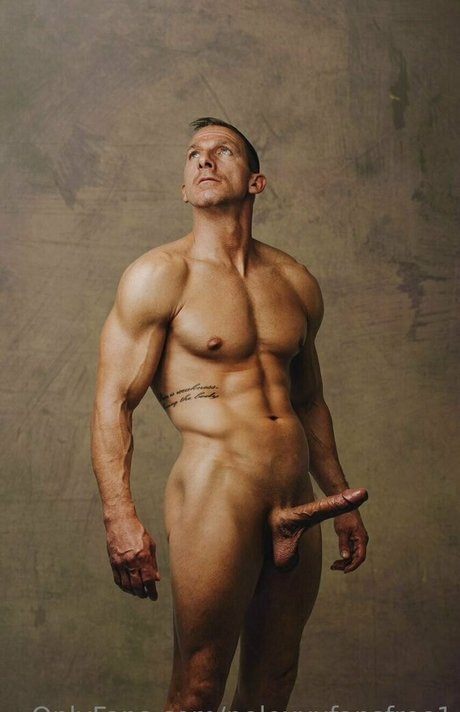 poloxxxfansfree1 on onlyfans