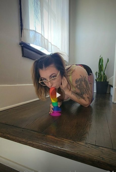 alexxrenee24 only fans pic