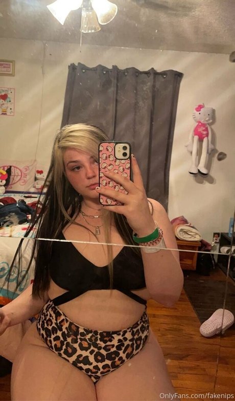 fakenips onlyfans leaked.