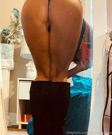 lilpocahontass onlyfans nude leaked