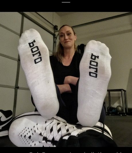 seechellethegoddess only fans pic