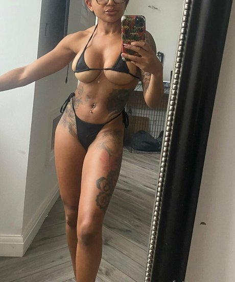 kikiluxxxe onlyfans pictures