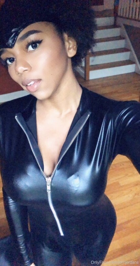 tornjordans onlyfans desnuda