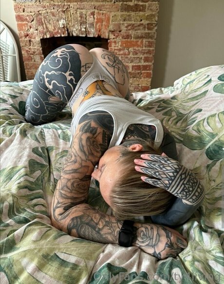 Ty4living nude leaked onlyfans