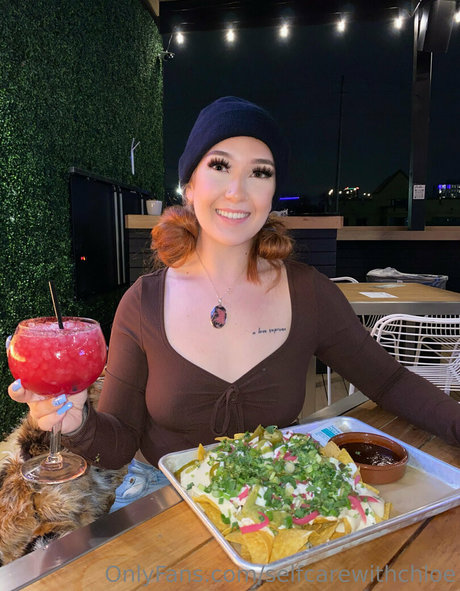 selfcarewithchloe leaked onlyfans photos