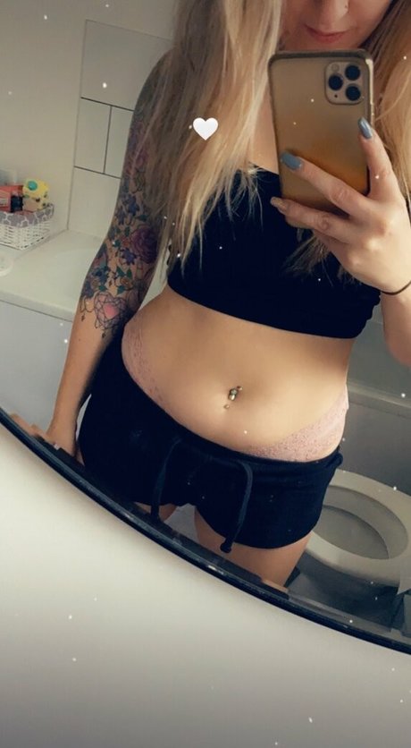 Femmefataleairsoft strip onlyfans