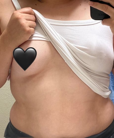 mhmbabyy onlyfans nudes