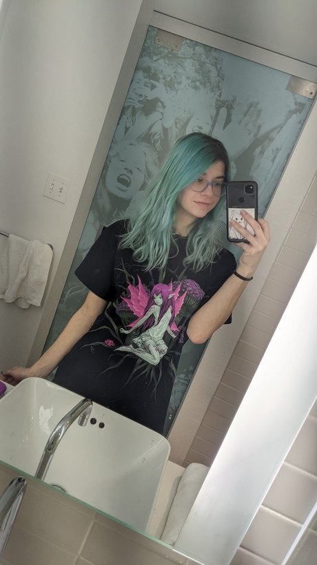 Mew Raspberry only fans pictures