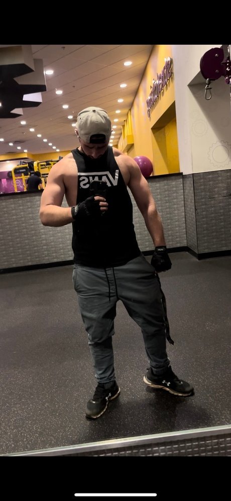 Bearcub719 onlyfans content type