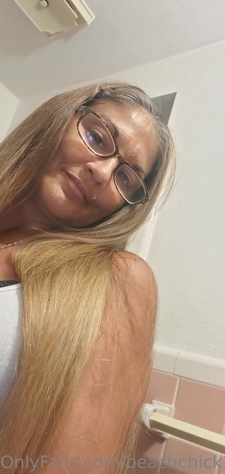 Beach Chick 321 leaked onlyfans naked