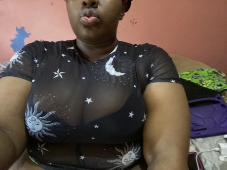 BBWThickums onlyfans pictures