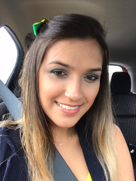 _Bella Bianchi_ onlyfans sextape