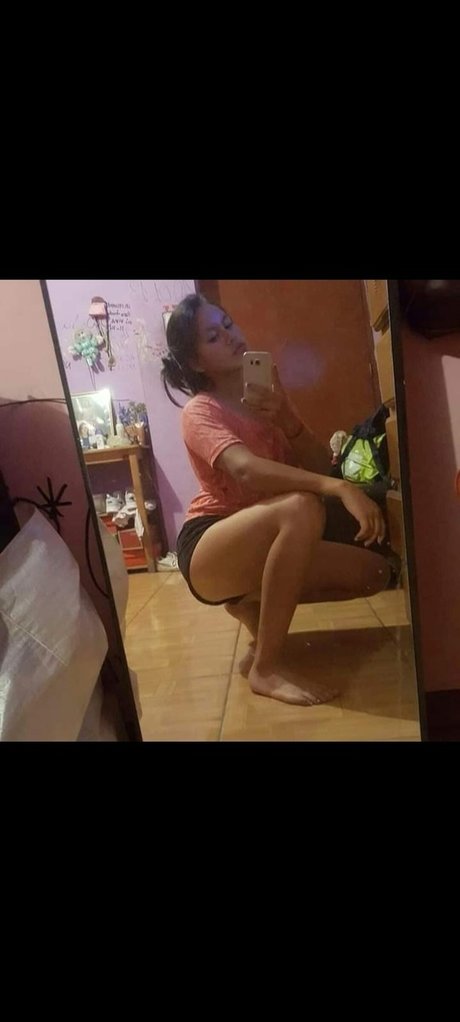 Bellastar25 feet onlyfans