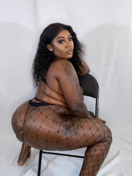 Milan Bankss FREE_ onlyfans naked