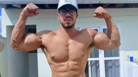 Mike Hotking leaked onlyfans