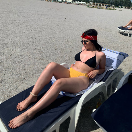 Andreea Pana onlyfans x